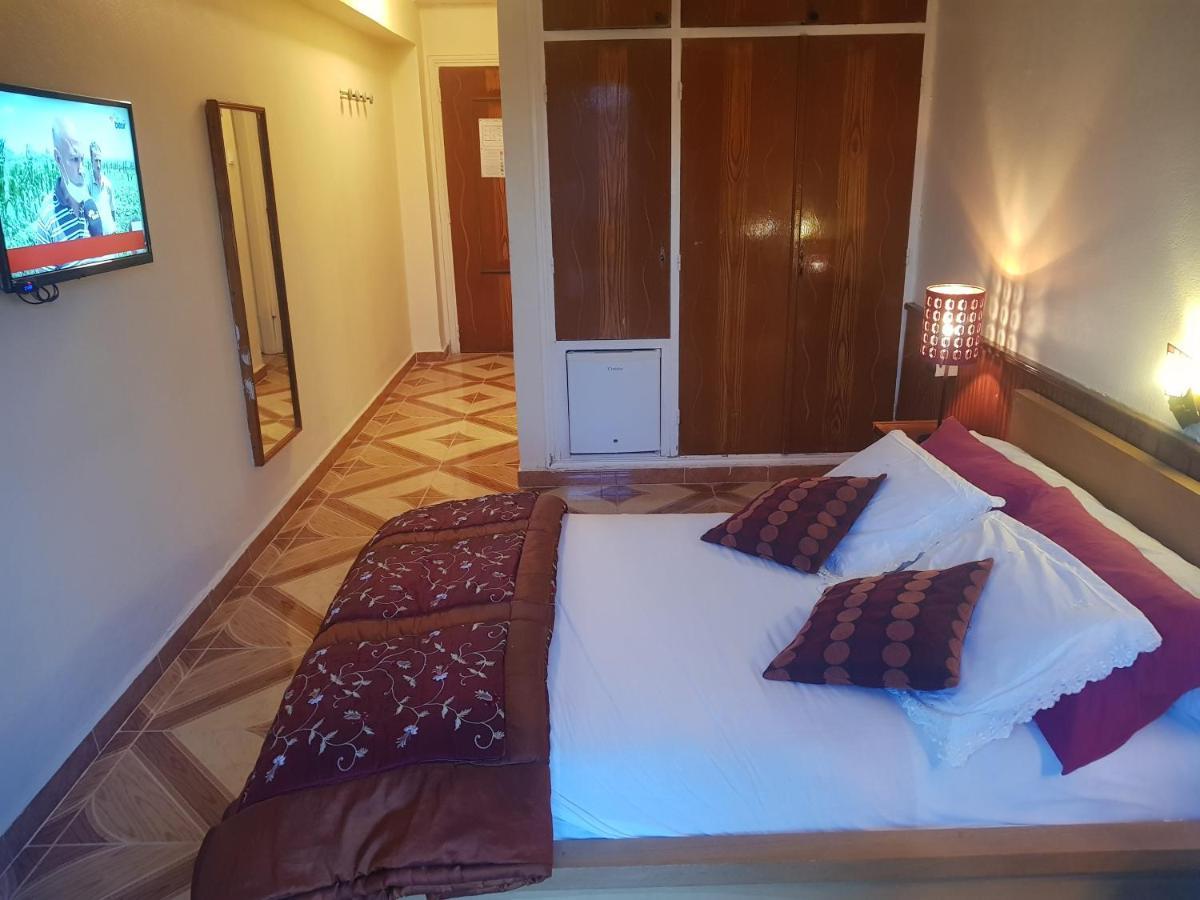 Hotel el Hayat Batna Dış mekan fotoğraf