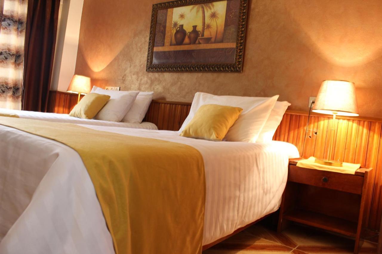 Hotel el Hayat Batna Dış mekan fotoğraf